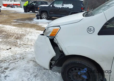 2018 Nissan Nv200 Sv z USA, uszkodzony, nr VIN 3N6CM0KN7JK692369